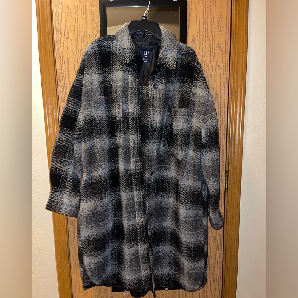 GAP Wool-Blend Plaid Coat – Women’s XXL